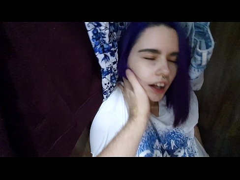 ❤️ Fandt min søster i skabet og hjalp hende med at komme ❌ Sex video at da.yourxxxvideos.ru ❌